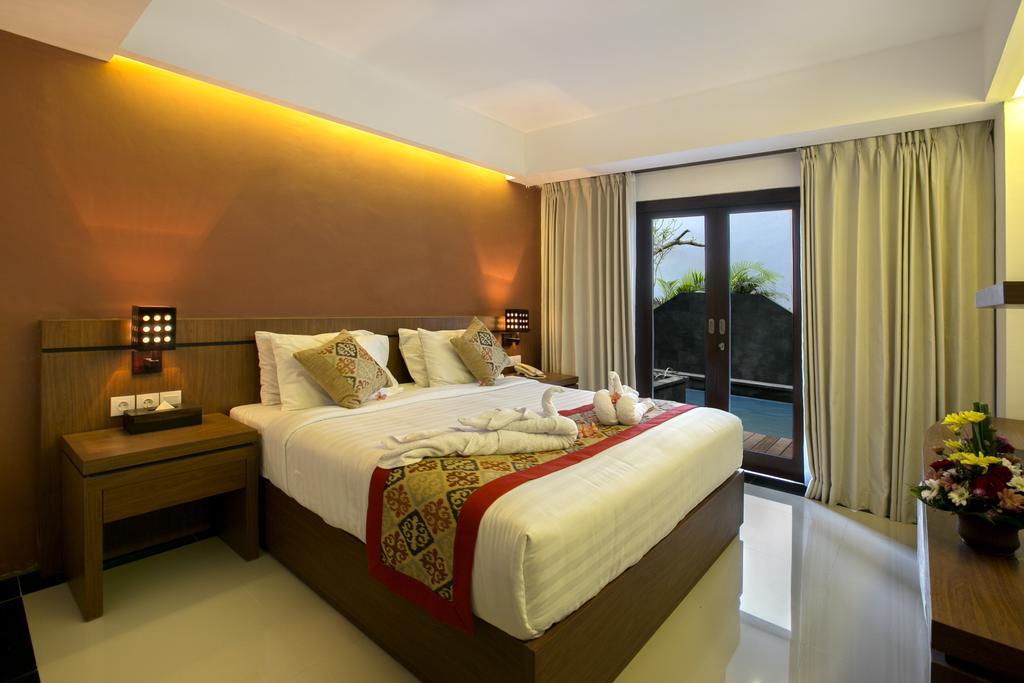 La Villais Kamojang Hotel Seminyak エクステリア 写真