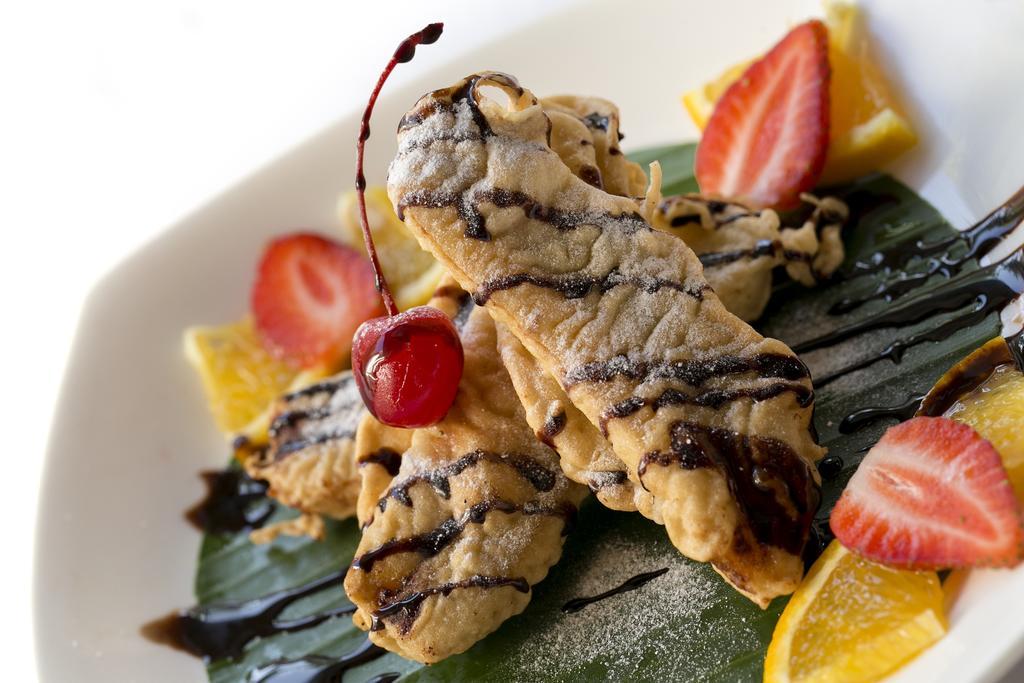 La Villais Kamojang Hotel Seminyak エクステリア 写真