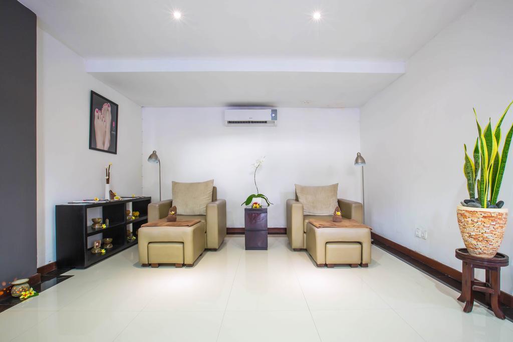 La Villais Kamojang Hotel Seminyak エクステリア 写真