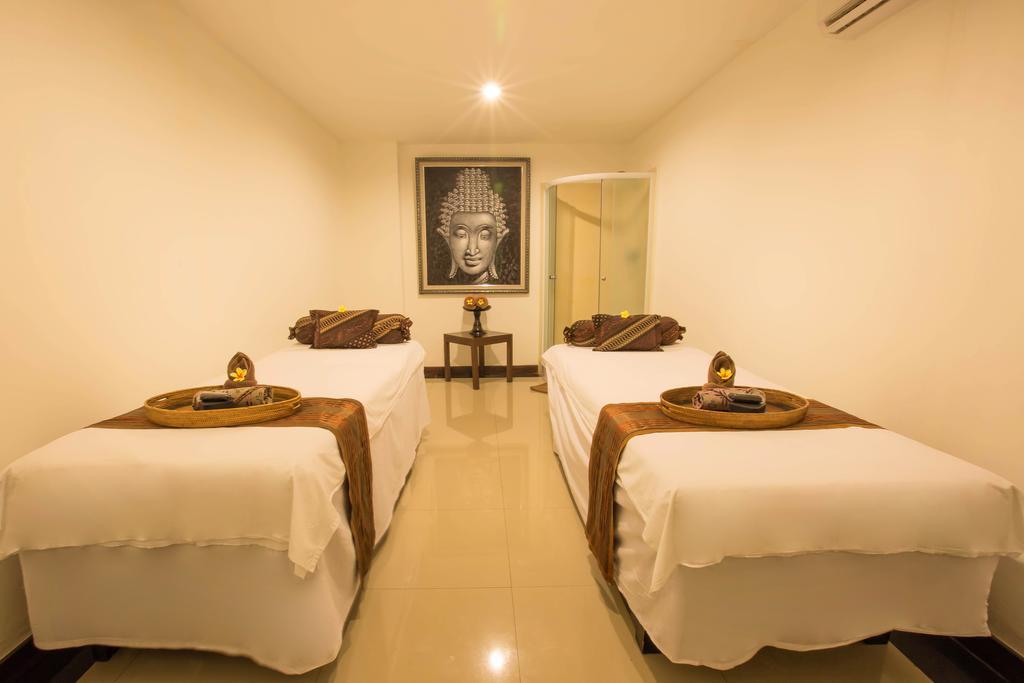La Villais Kamojang Hotel Seminyak エクステリア 写真