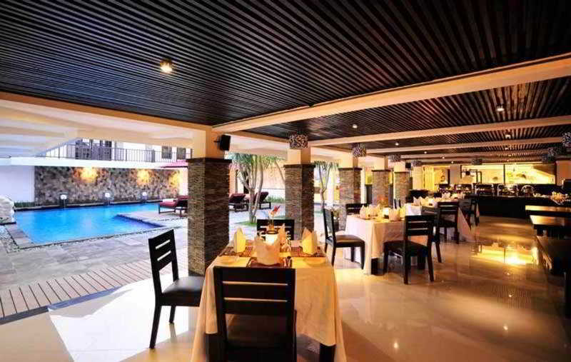 La Villais Kamojang Hotel Seminyak エクステリア 写真