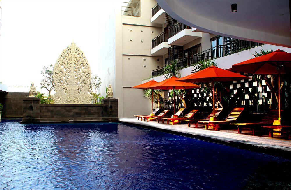 La Villais Kamojang Hotel Seminyak エクステリア 写真